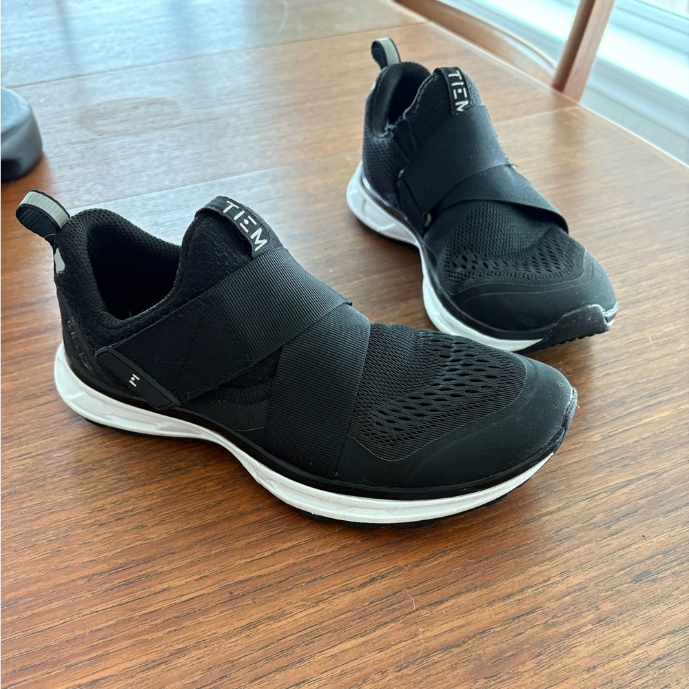 TIEM Slipstream Cycling Shoes 7